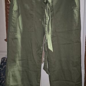Women's Wide Leg Pants in Olive Green